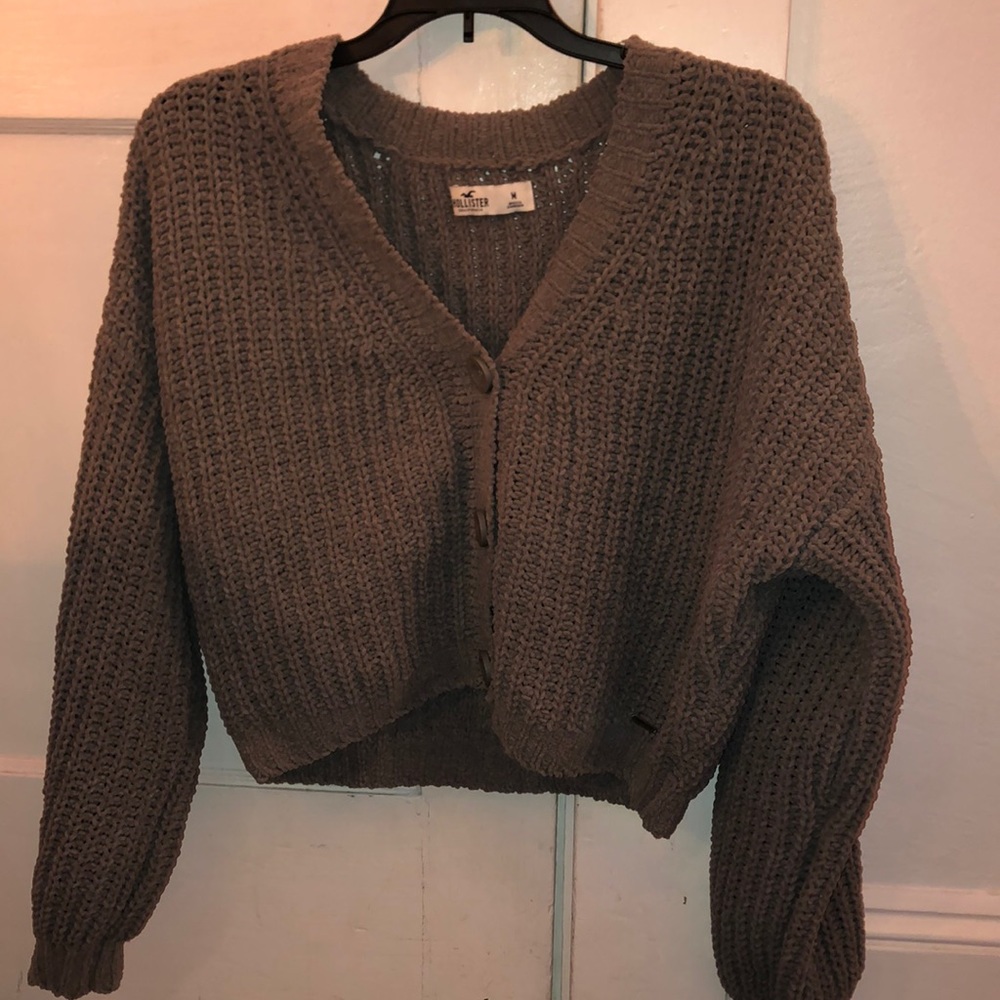 Hollister sweater